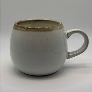 Hearth and Hand Magnolia Speckled Reactive Glaze Drip Mug Coffee Sour Cream